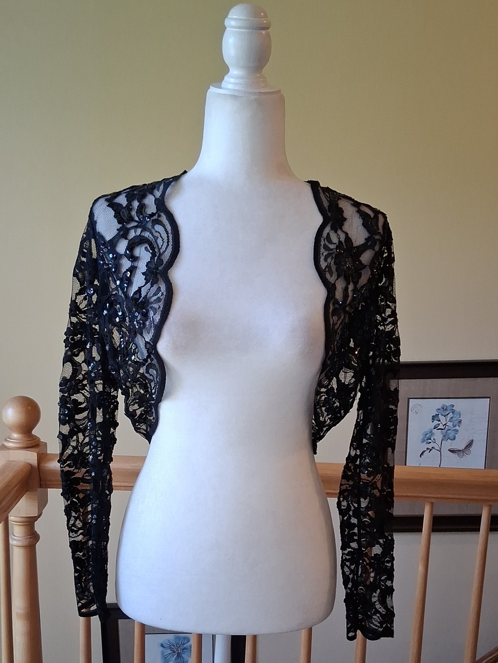 Victoria's Secret Black Lace And Sequins Sparkly Scalloped Bolero Shrug Jacket